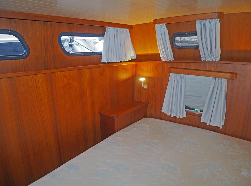 Aft cabin, Accommodation